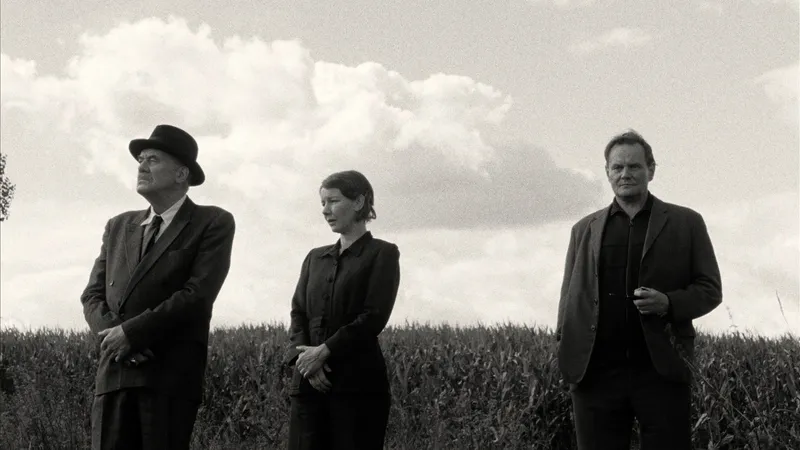 Still image from the movie Fatherland